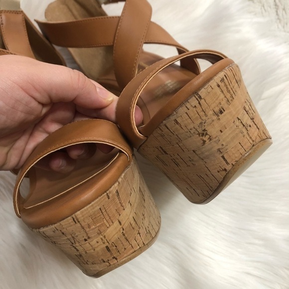 Patron by Perugia Natural Platform Cognac Sandal - Picture 3 of 8